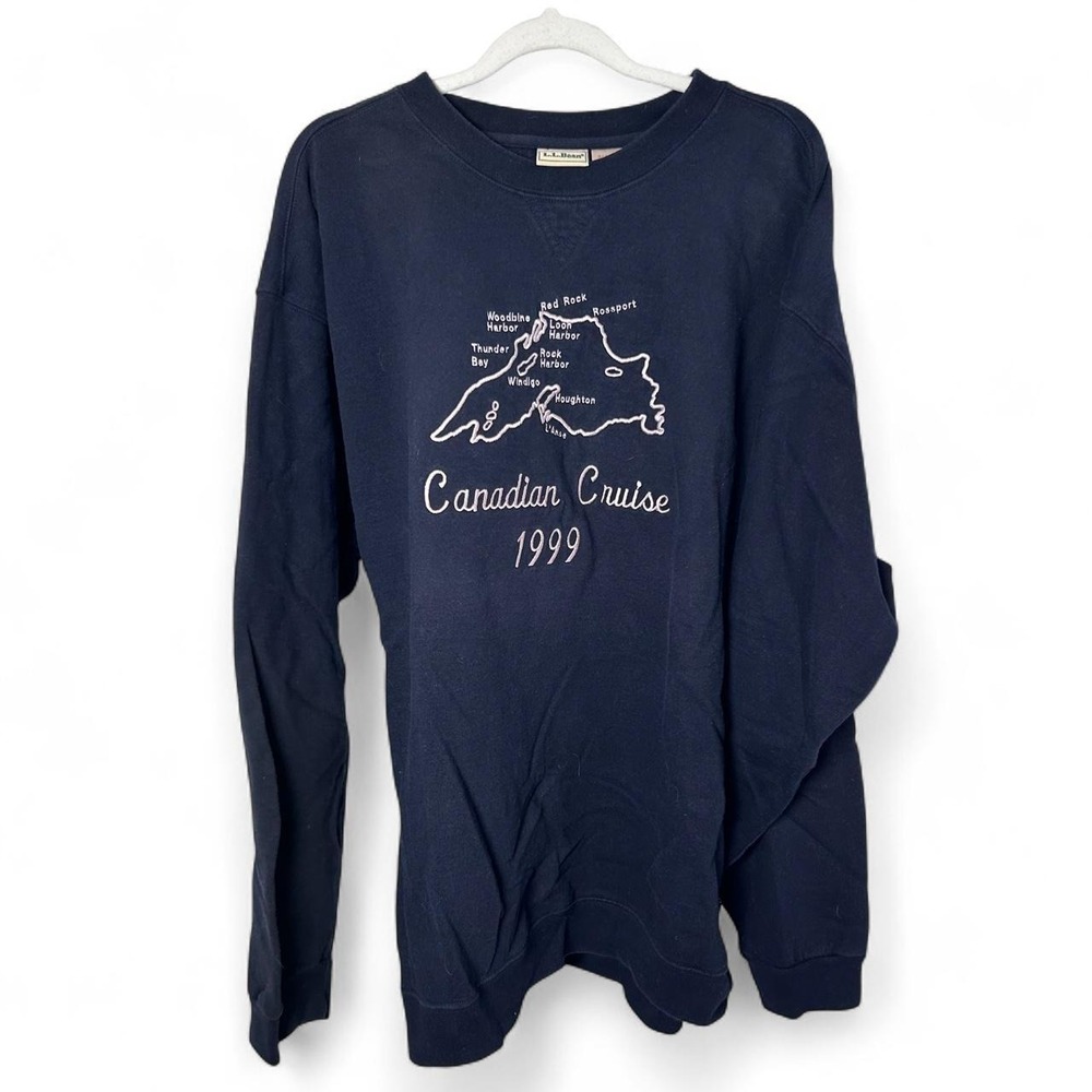 L.L.Bean Canadian Cruise 1999 Sweatshirt with white outline of a coastline